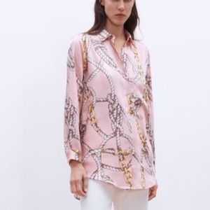 NWOT zara blouse in chain print